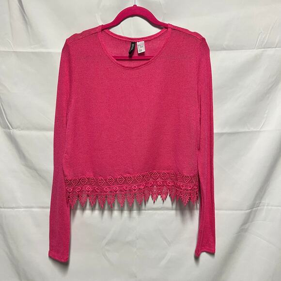 Divided by H&M Fuchsia Pink Crochet Hem Sweater Size Medium - Picture 1 of 7